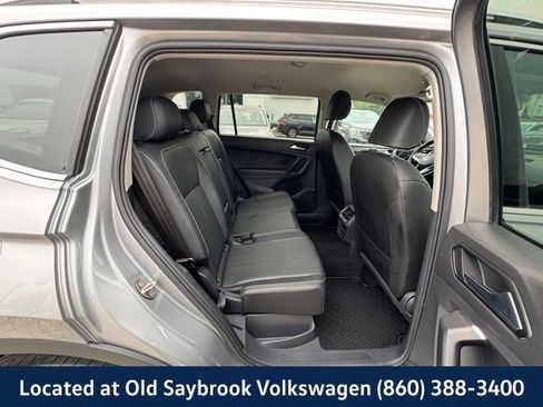 Used 2022 Volkswagen Tiguan SE AWD/4WD image 17