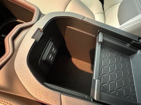 New 2025 Toyota RAV4 Limited image 44