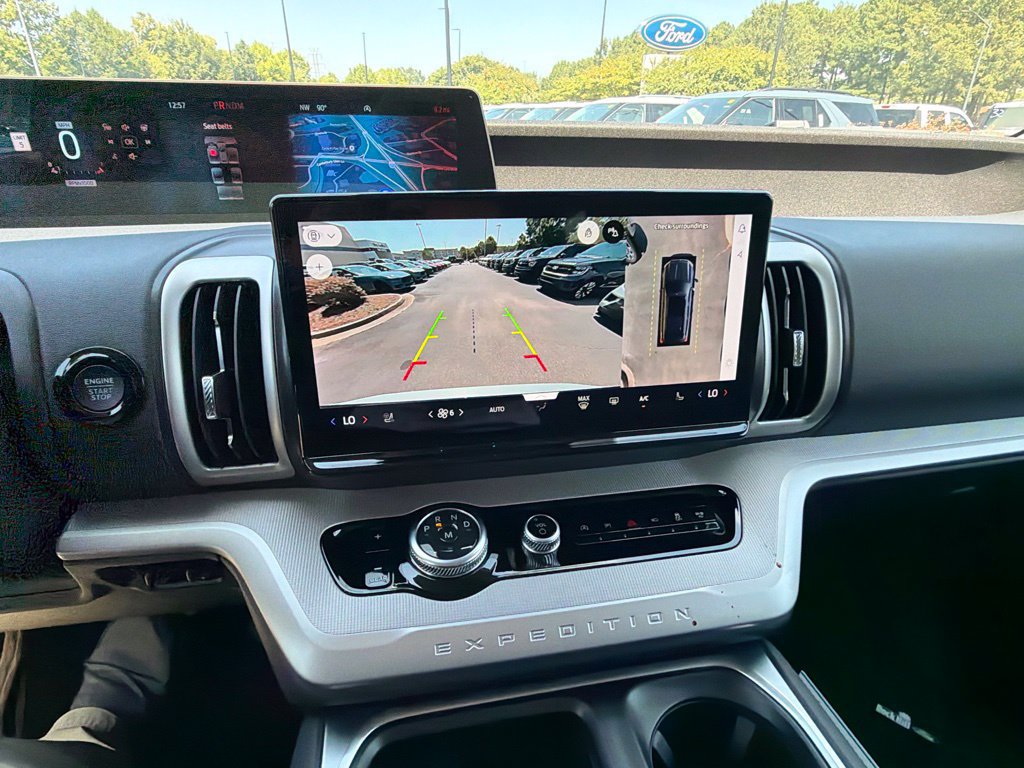 New 2027 Ford Expedition Active RWD image 3