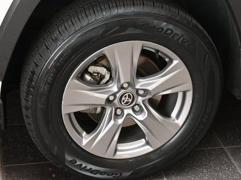 Certified 2024 Toyota RAV4 XLE image 19