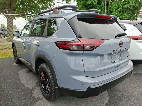 New 2026 Nissan Rogue SV w/ Rock Creek Premium Package AWD/4WD image 4