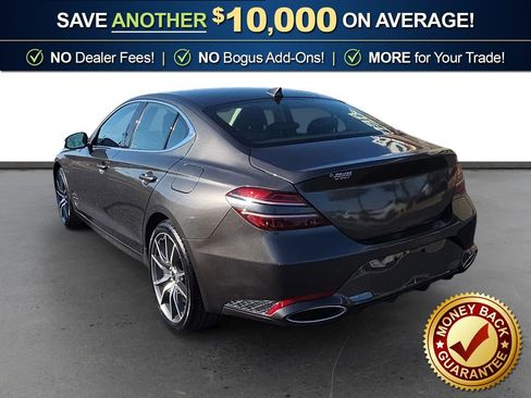 Used 2025 Genesis G70 2.5T image 4