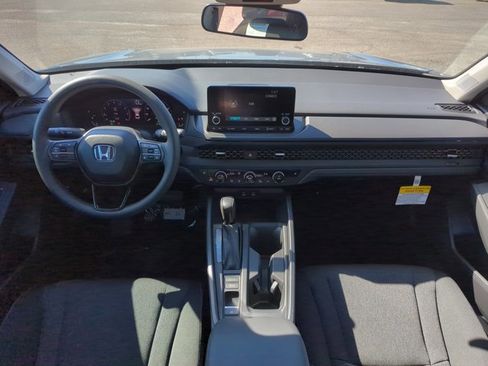Certified 2025 Honda Accord SE image 14