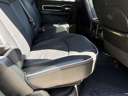 New 2026 RAM 3500 Laramie AWD/4WD image 17