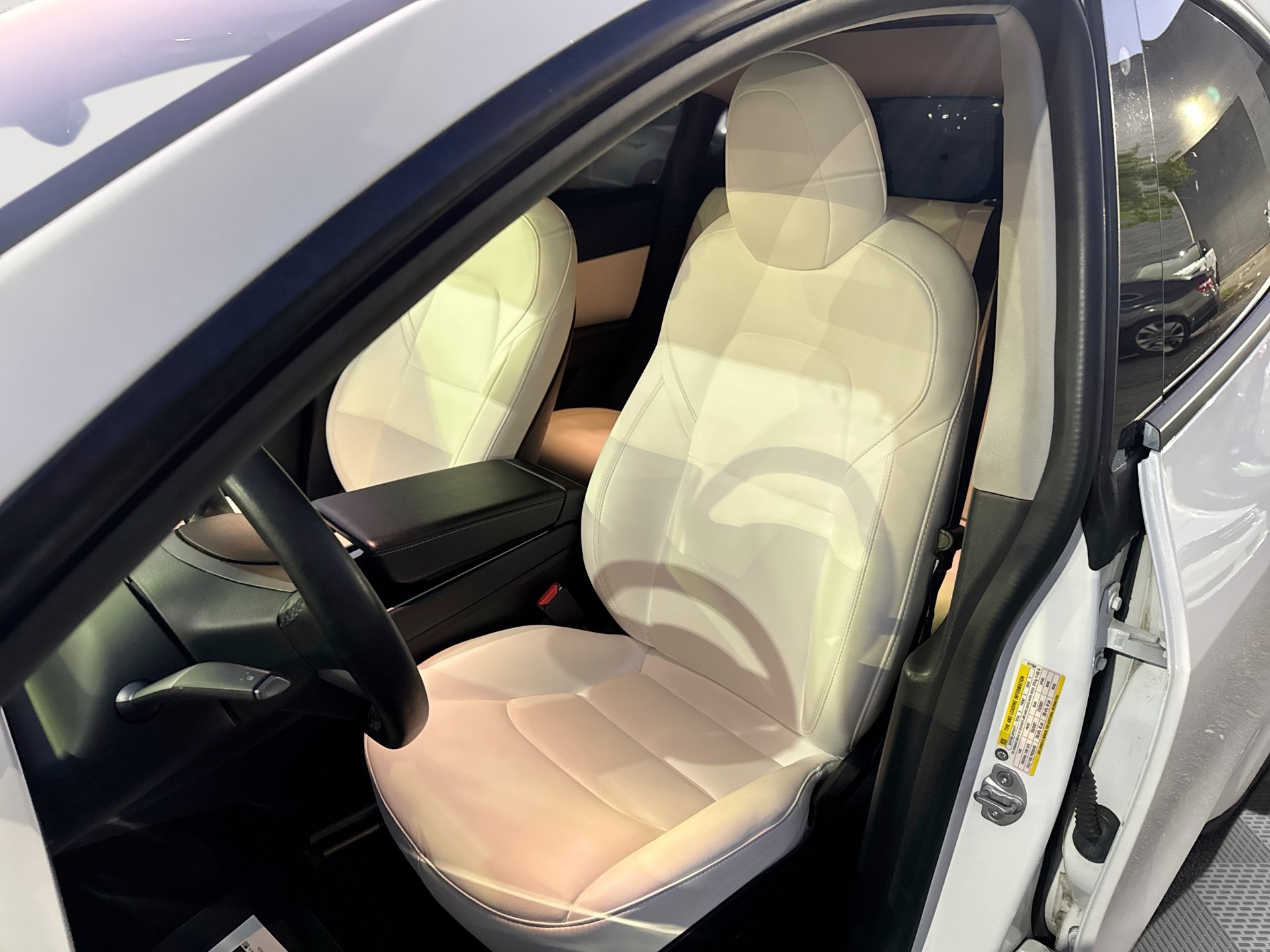 Used 2020 Tesla Model Y Performance AWD/4WD image 13