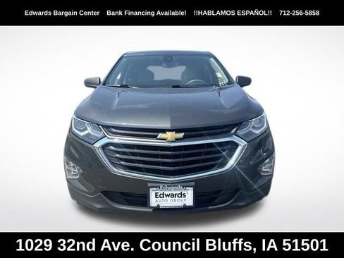 Used 2021 Chevrolet Equinox LS w/ LS Convenience Package AWD/4WD image 2