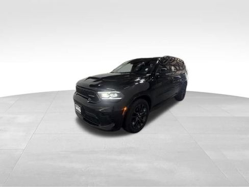 Used 2025 Dodge Durango R/T w/ Blacktop Package AWD/4WD image 2