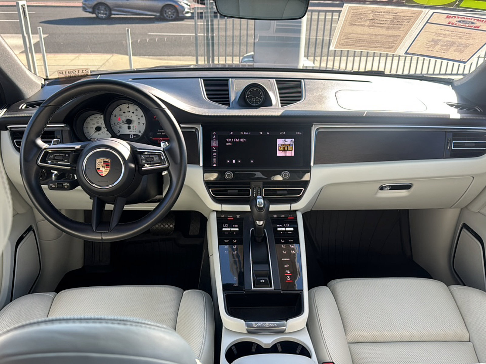 Used 2023 Porsche Macan GTS AWD/4WD image 12