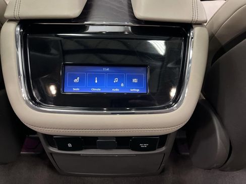 Used 2024 Lincoln Navigator Reserve image 38