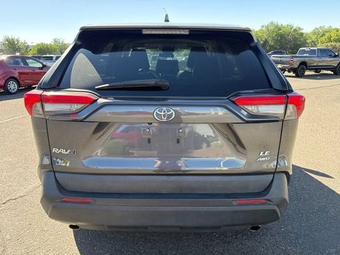 Certified 2023 Toyota RAV4 LE AWD/4WD image 5