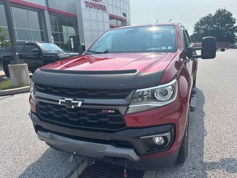 Used 2021 Chevrolet Colorado Z71 w/ Safety Package AWD/4WD image 11