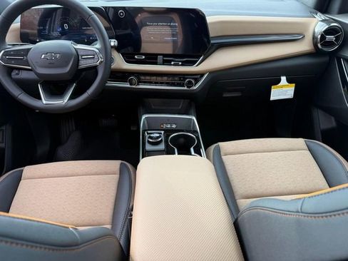 New 2026 Chevrolet Equinox ACTIV w/ Convenience Package III image 7