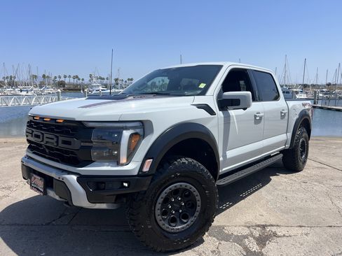 Used 2024 Ford F150 Raptor AWD/4WD image 7