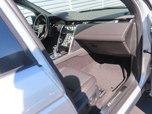 Used 2023 Land Rover Discovery Sport SE R-Dynamic image 20