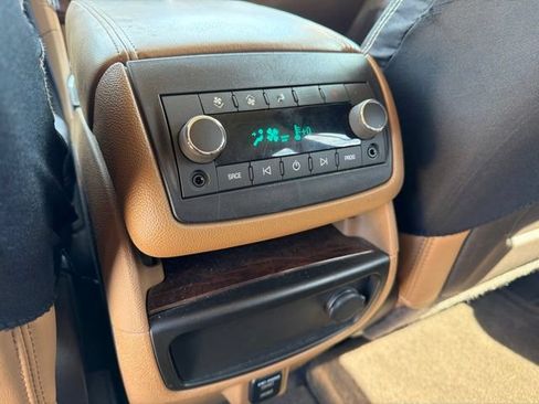 Used 2015 Buick Enclave Premium w/ Trailering Package AWD/4WD image 10