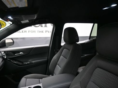 Used 2026 Chevrolet Equinox LT w/ LPO, Floor Liner Package AWD/4WD image 18
