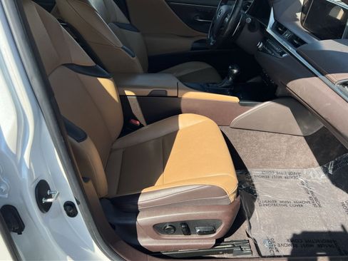 Used 2021 Lexus ES 350 w/ Premium Package image 30