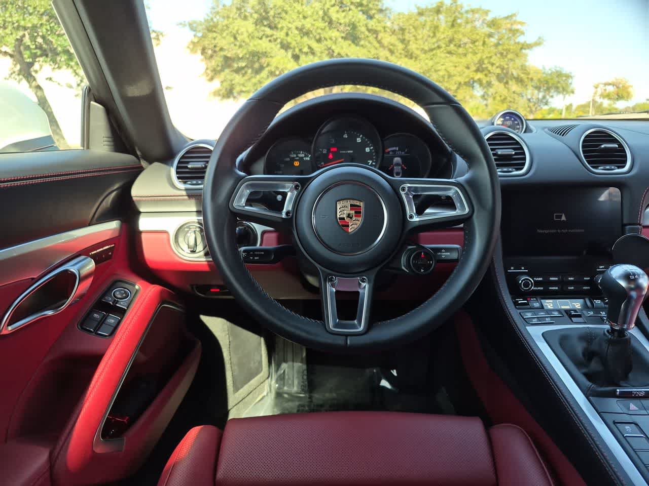 Used 2025 Porsche 718 Cayman RWD image 21