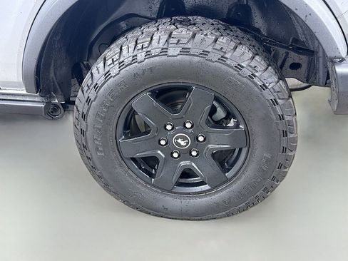 Used 2024 Ford Bronco Black Diamond AWD/4WD image 30