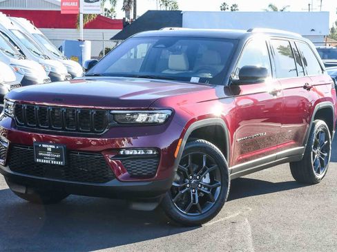 New 2025 Jeep Grand Cherokee Limited image 1