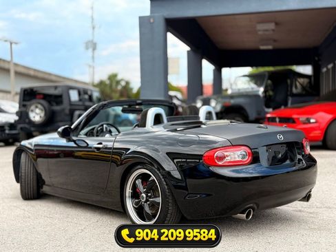 Used 2011 MAZDA MX-5 Miata Grand Touring w/ Premium Pkg RWD image 8