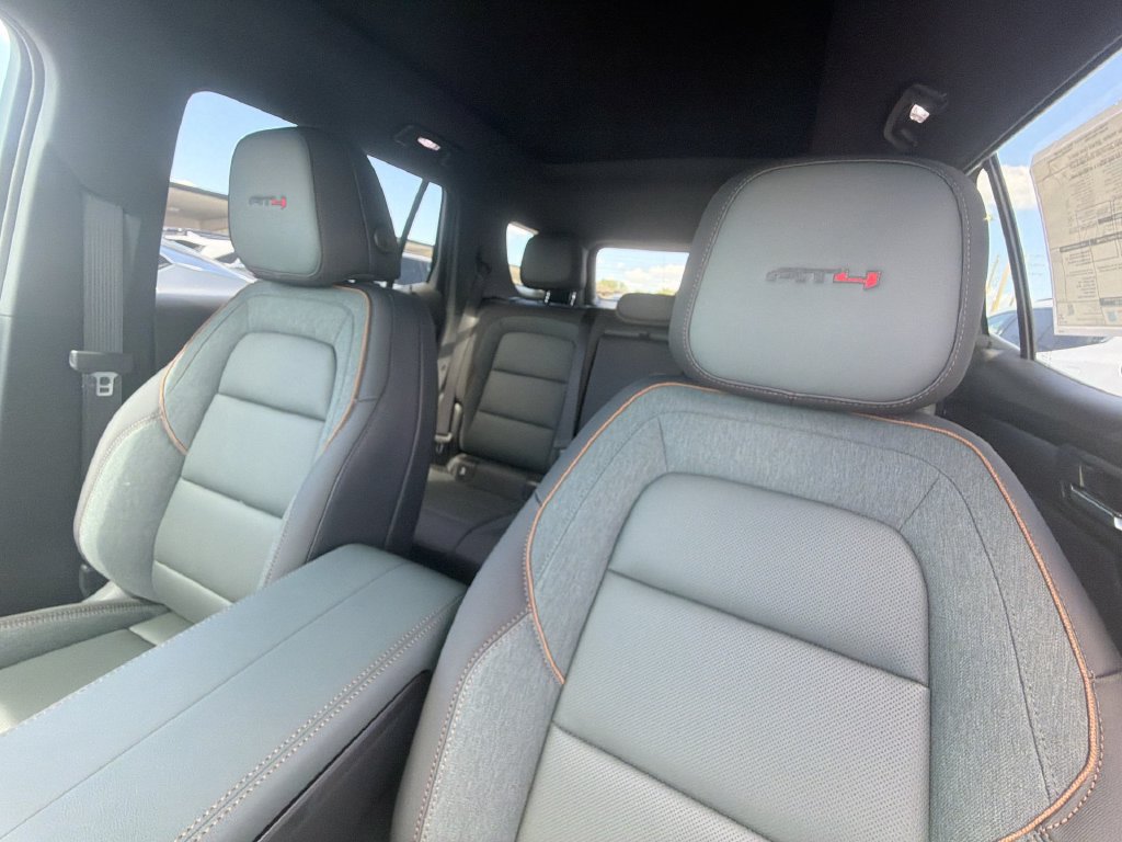 New 2027 GMC Terrain AT4 w/ Convenience Package III AWD/4WD image 23