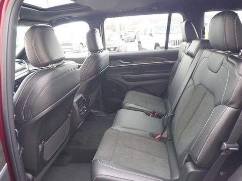 New 2026 Jeep Grand Cherokee L 4WD image 41