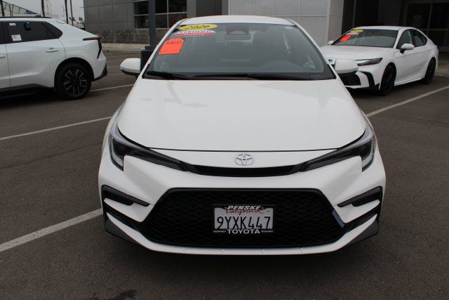 Certified 2026 Toyota Corolla SE FWD image 3