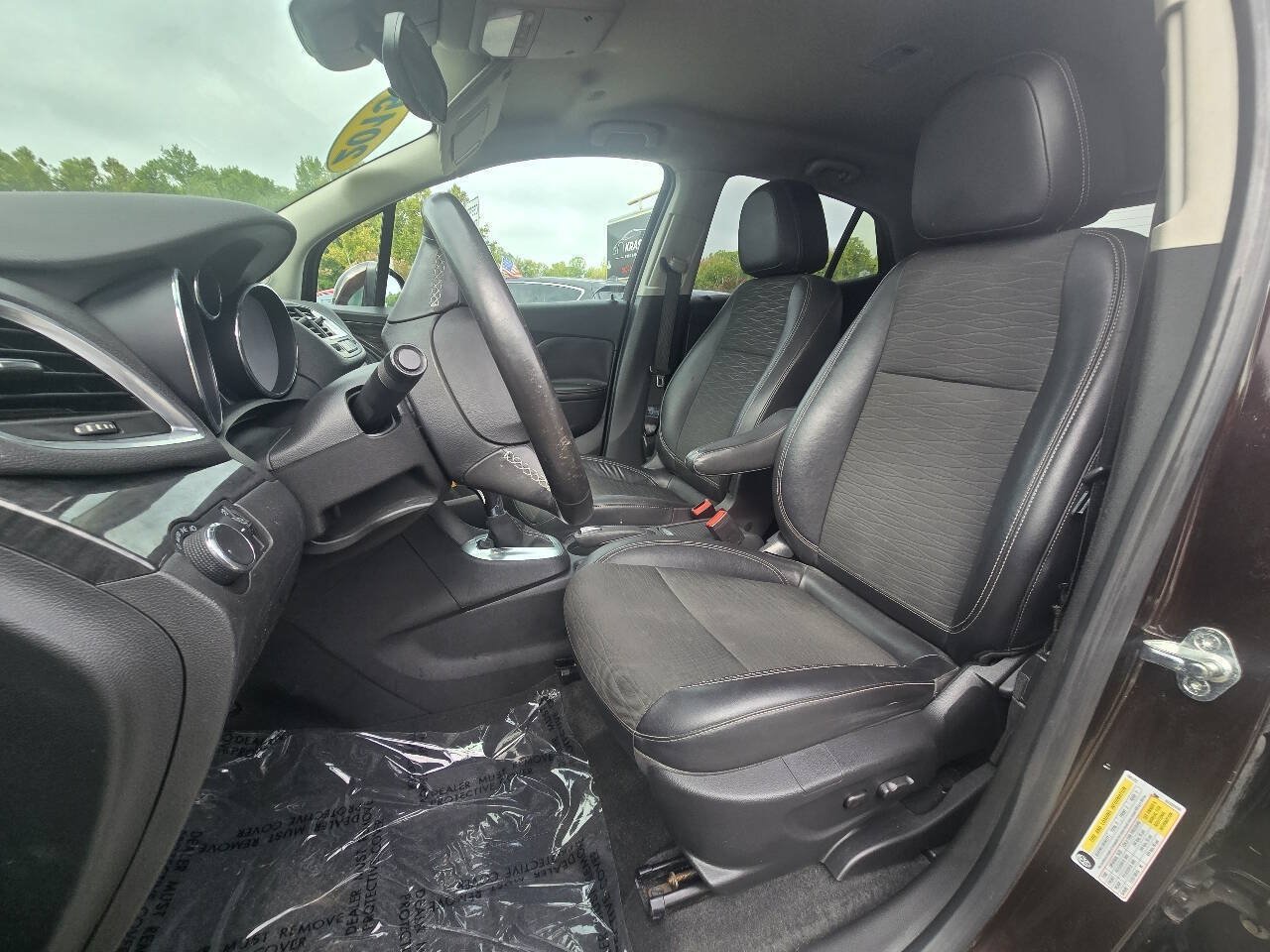 Used 2015 Buick Encore AWD image 26