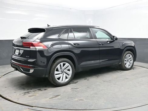 Used 2022 Volkswagen Atlas Cross Sport SE image 7