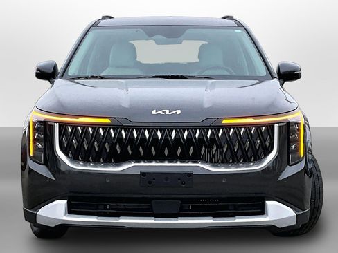 Used 2026 Kia Carnival EX image 3