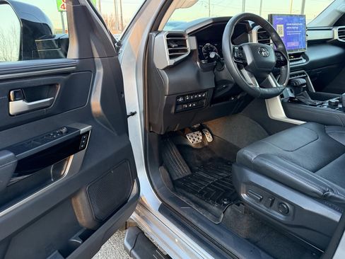 Used 2024 Toyota Tundra Limited image 16