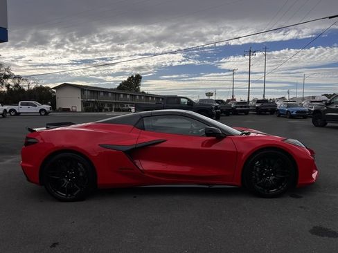 Used 2024 Chevrolet Corvette Z06 w/ Stealth Interior Trim Package image 26