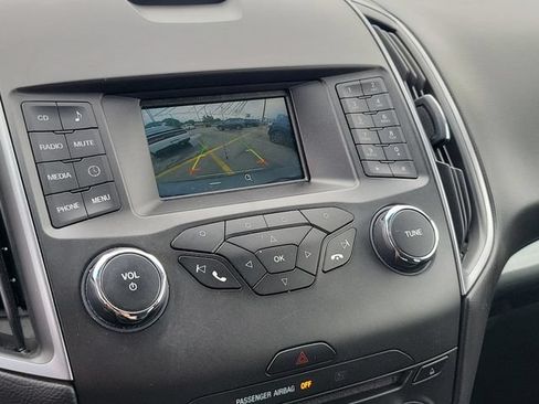 Used 2018 Ford Edge SE AWD/4WD image 14