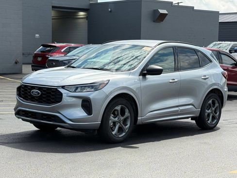 Used 2024 Ford Escape ST-Line w/ Tech Pack #1 AWD/4WD image 7