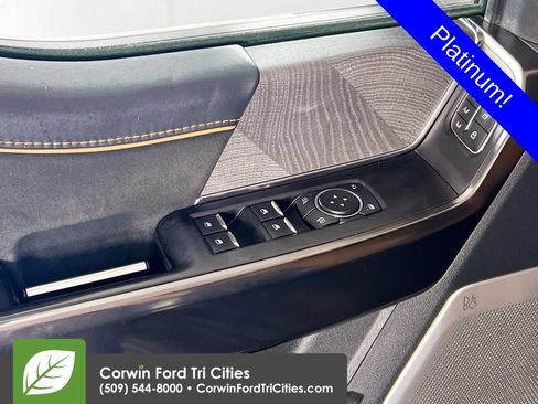 Used 2021 Ford F150 Platinum w/ FX4 Off-Road Package AWD/4WD image 12