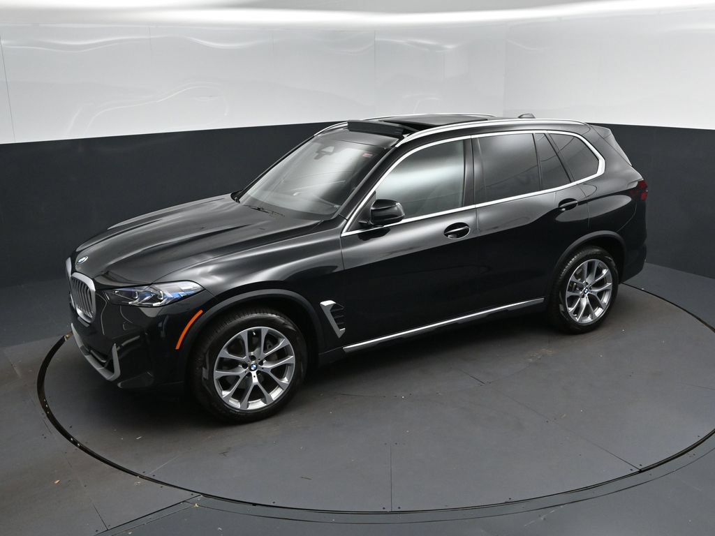 Certified 2026 BMW X5 sDrive40i RWD image 1