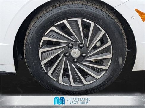 Used 2022 Hyundai Sonata Limited image 31