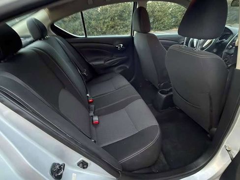 Used 2018 Nissan Versa SV image 22
