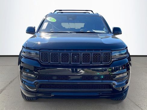 Used 2022 Jeep Grand Wagoneer Series II image 2