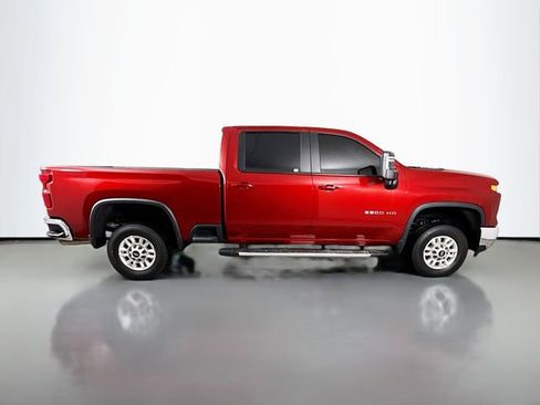 Used 2024 Chevrolet Silverado 2500 LT w/ Convenience Package image 9