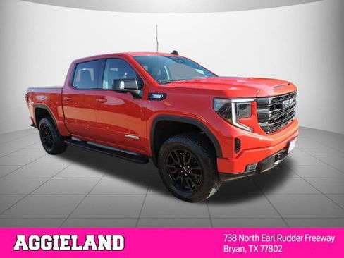 Used 2022 GMC Sierra 1500 Elevation w/ Elevation Premium Package AWD/4WD image 3