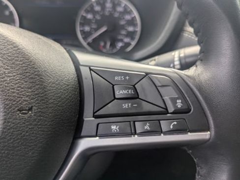 Used 2021 Nissan Sentra SV FWD image 25