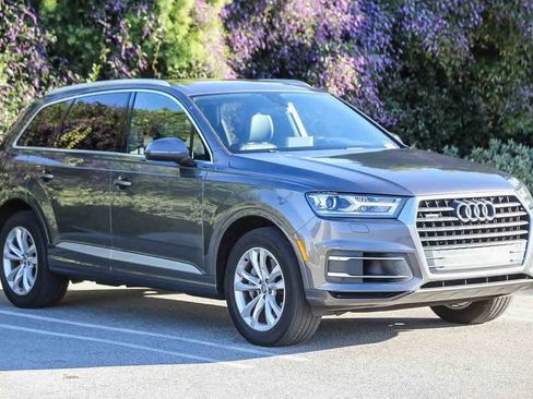 Used 2019 Audi Q7 3.0T Premium w/ Convenience Package image 3