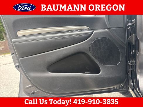 Used 2014 Dodge Durango SXT w/ Trailer Tow Group IV AWD/4WD image 18