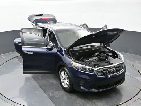 Used 2020 Kia Sorento LX w/ LX I4 Convenience Package image 47