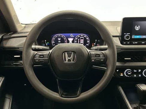 Used 2023 Honda Accord EX image 15