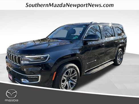 Used 2024 Jeep Wagoneer Series II image 1