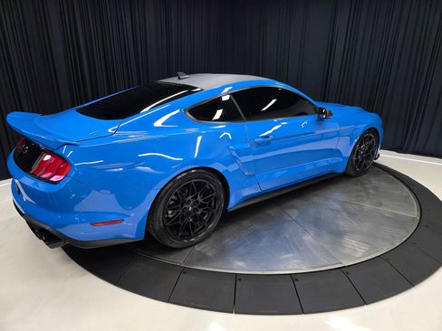 Used 2022 Ford Mustang GT Premium w/ Equipment Group 401A RWD image 11