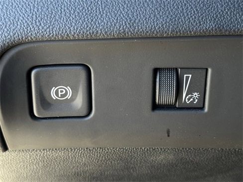 Used 2024 Buick Enclave Essence w/ Sport Touring Edition image 24